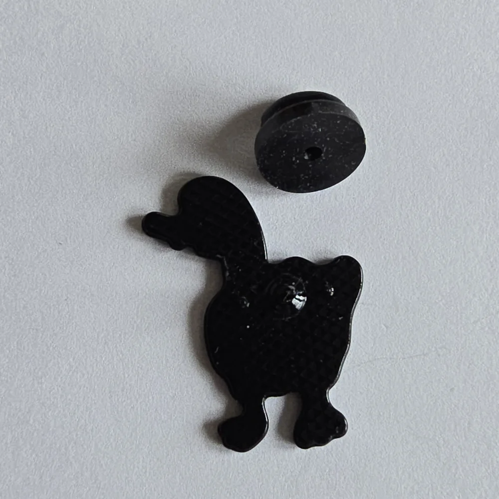 Goose with a knife pin enamel lapel brooch bird duck white black - Picture 6 of 9